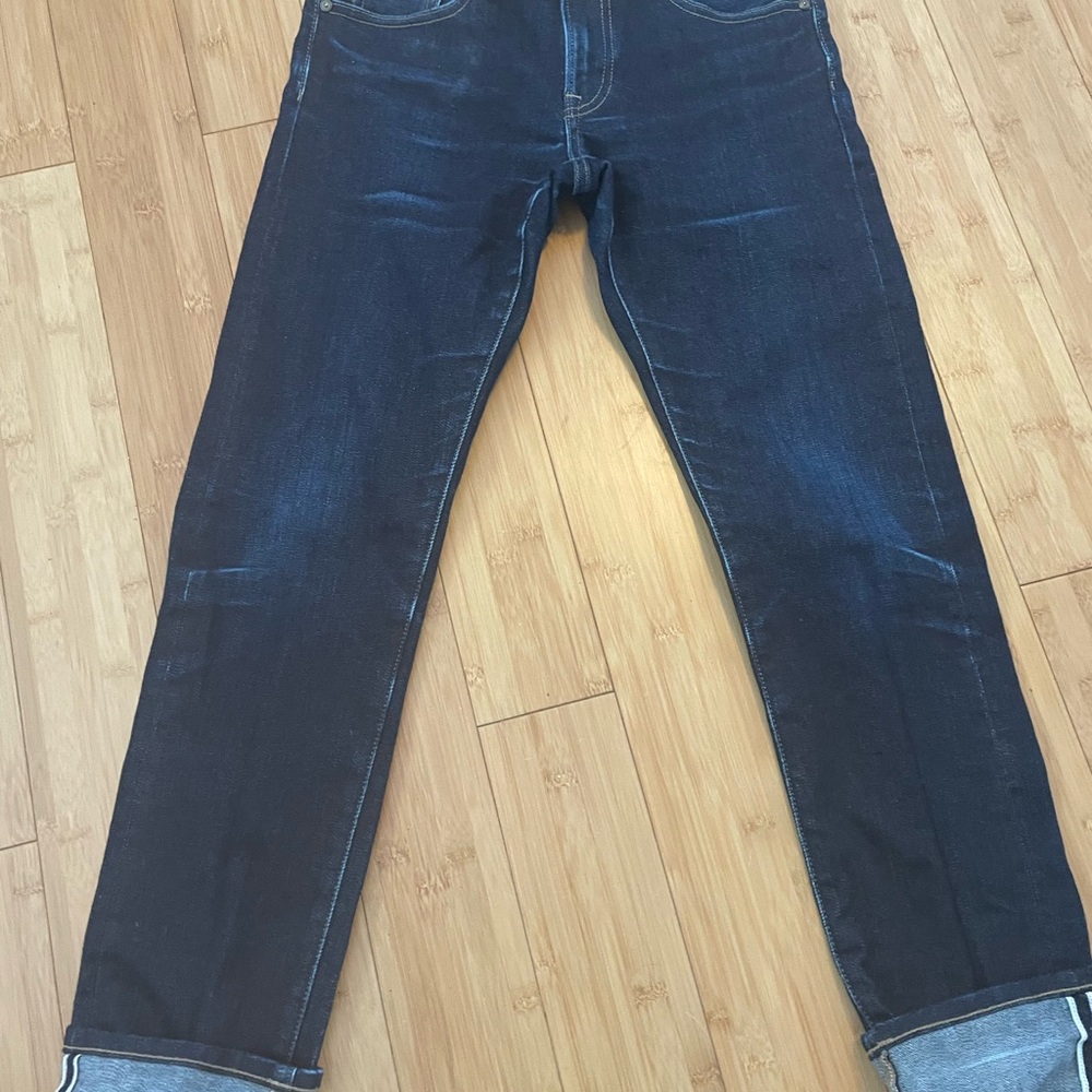 Uniqlo Women’s selvedge edge Dark Blue Jeans denim 29x32